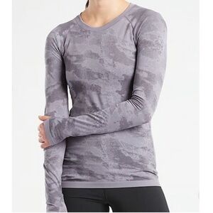 Athleta Momentum Camo Long-Sleeve Top l S